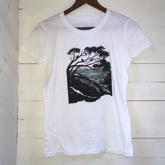 Patagonia Tops - NWOT Patagonia tee shirt. Patagonia Tops - NWOT Patagonia tee shirt.